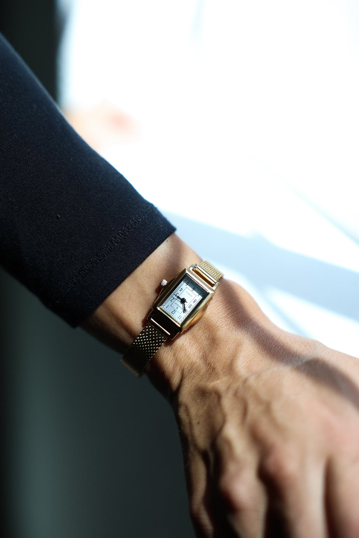 Women's Vintage 14K Gold-Plated Rectangular Small Face Watch with Gold Mesh Bracelet