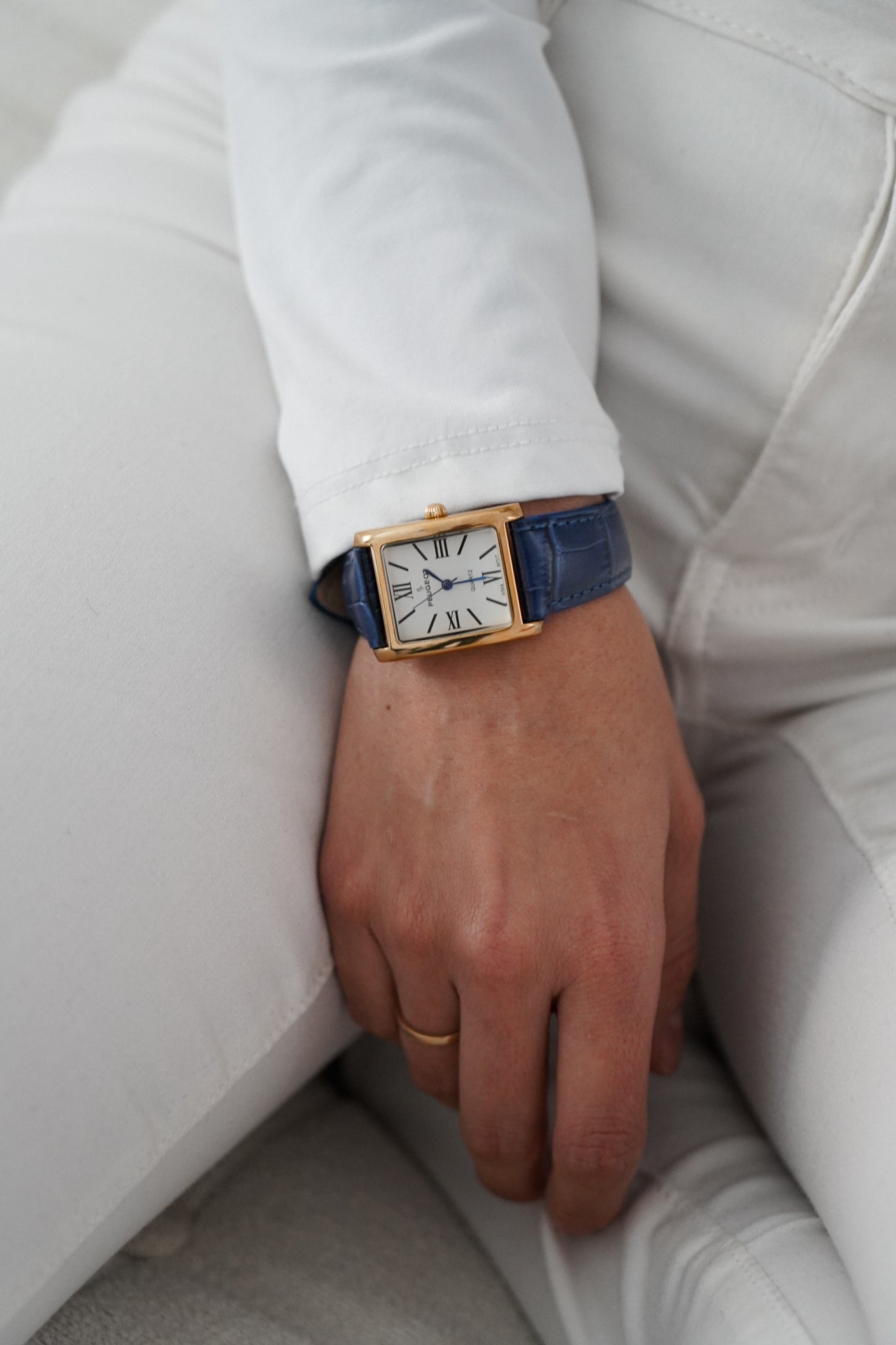 Women's Tank Watch Roman Dial Blue Leather Strap