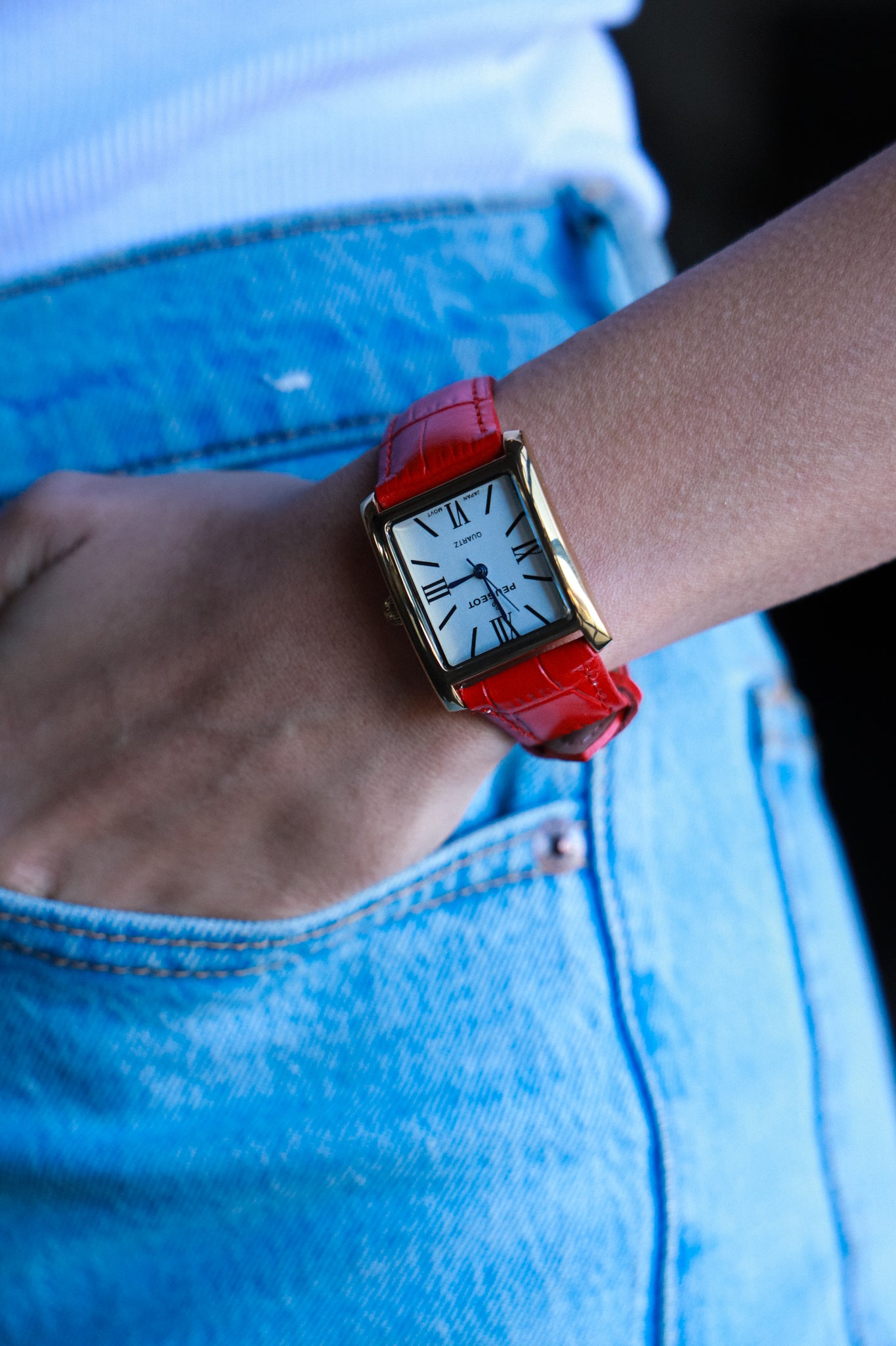 Women's Tank Watch Roman Dial Red Leather Strap