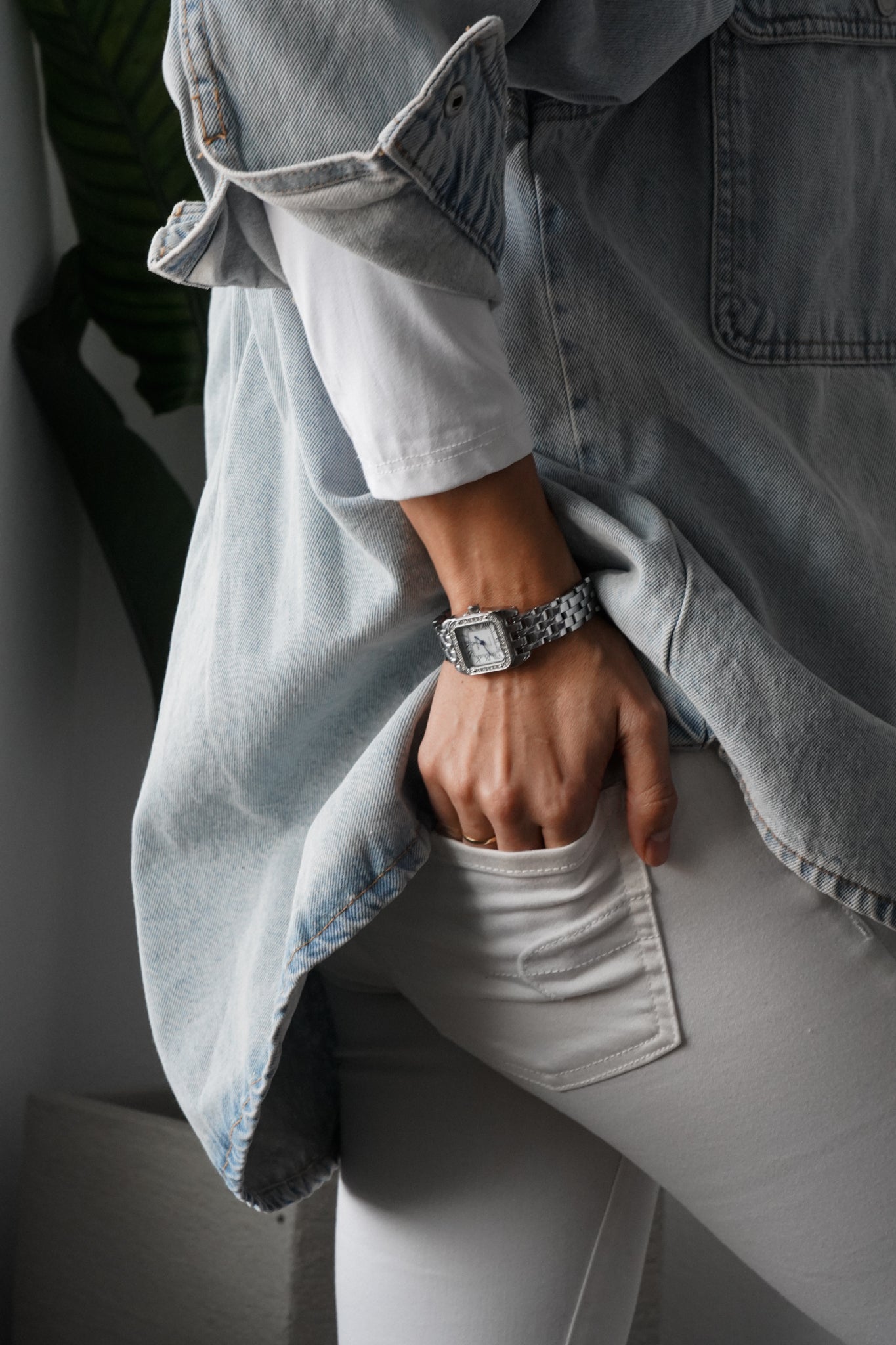 Women's 24mm Silver Tank Panther Link Bracelet Watch