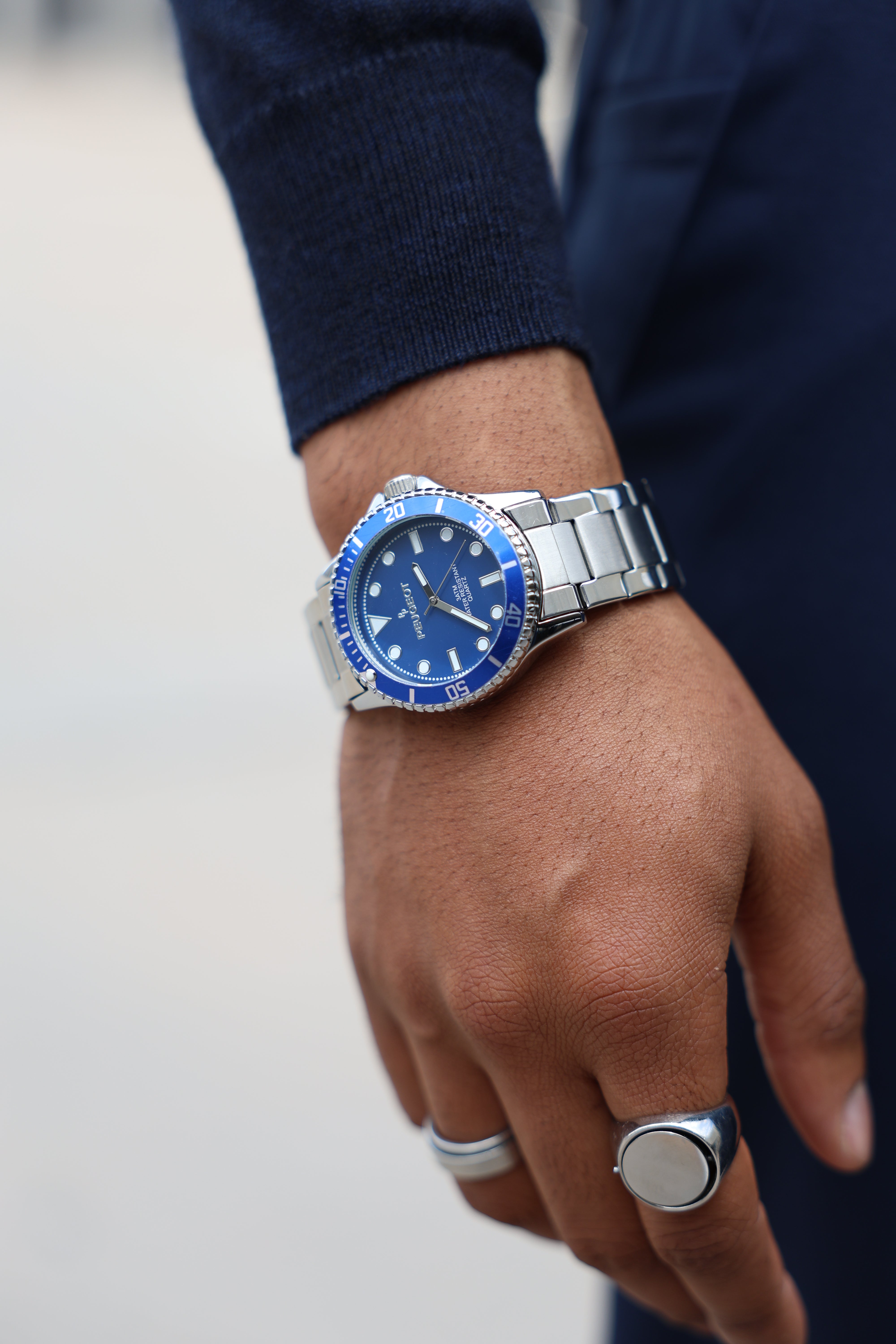 Men's 40mm Blue Dial Sport Bezel Stainless Steel Bracelet Watch