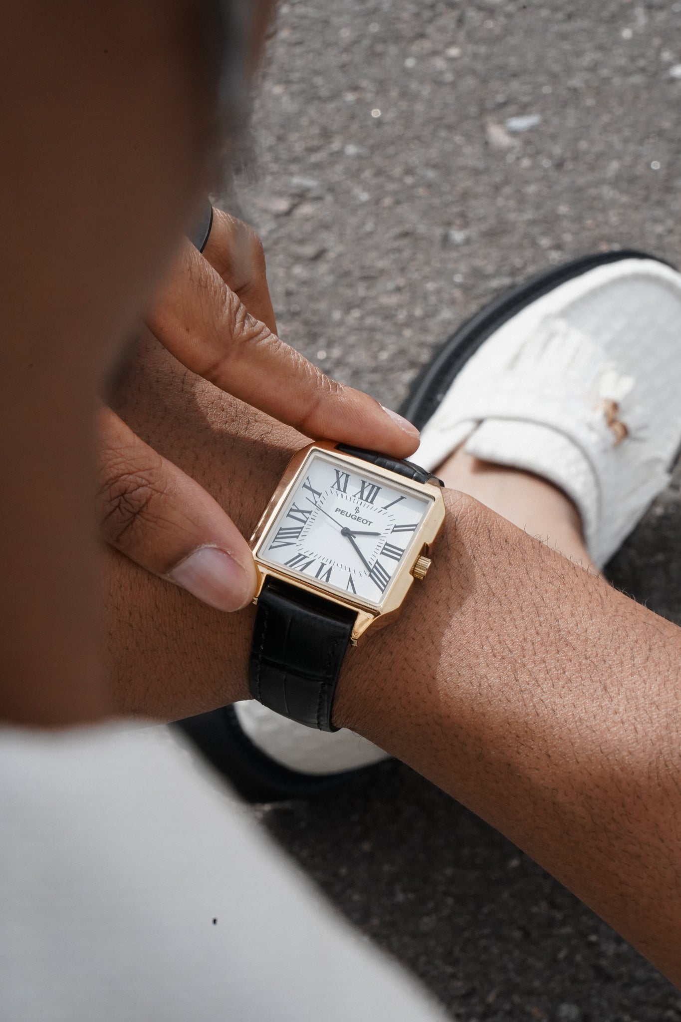 Men's 14K Gold-Plated Square Vintage Dress Watch with Roman Numeral Dial and Black Leather Strap