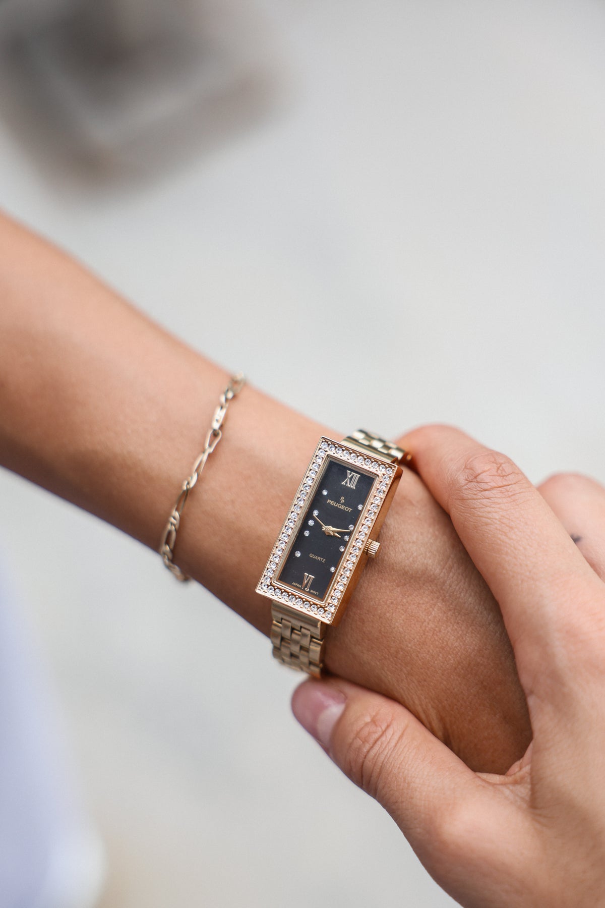 Women's 35x20mm Black Crystal Bezel Watch with Stainless Steel Bracelet